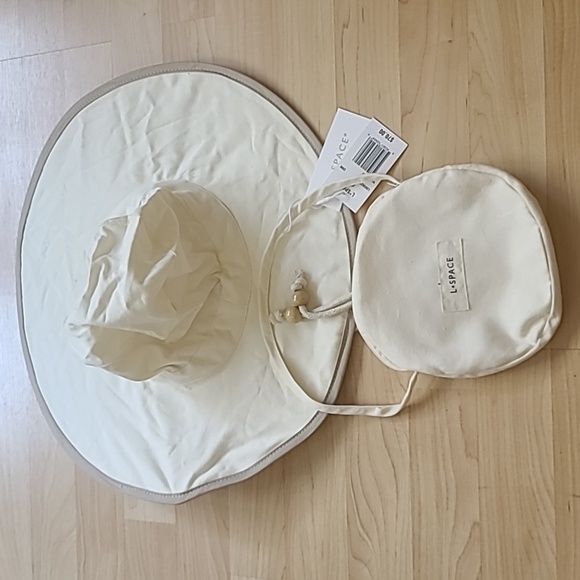 L SPACE KOKOMO Cream Color HAT SET - Picture 6 of 6